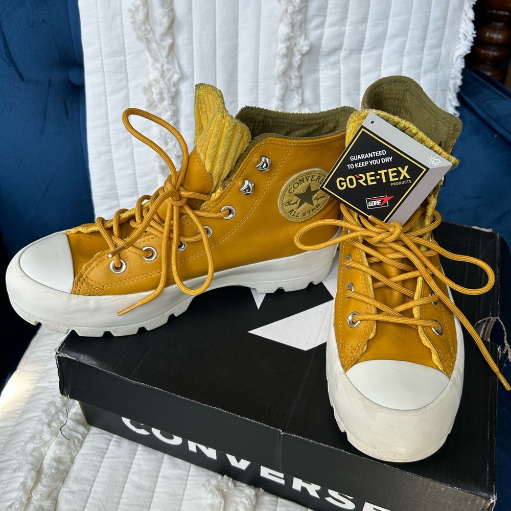 Converse Mustard Lugged Sole Gold Yellow GORE-TEX High-Tops size 8
